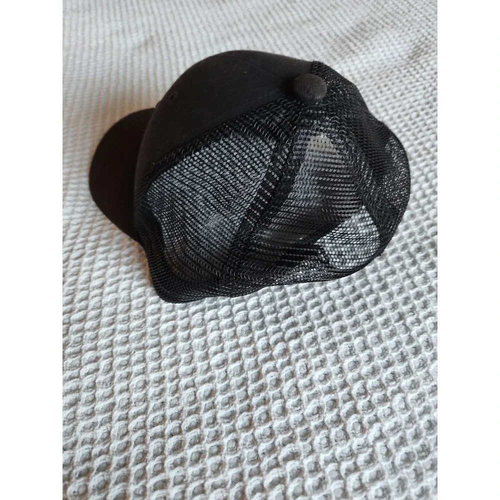 Adidas Originals Men's Trefoil Structured Precurve Snapback OSFM Black White Hat